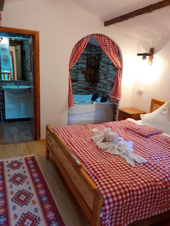 Cabanute Si Camping Dracula Capatineni-Paminteni 외부 사진