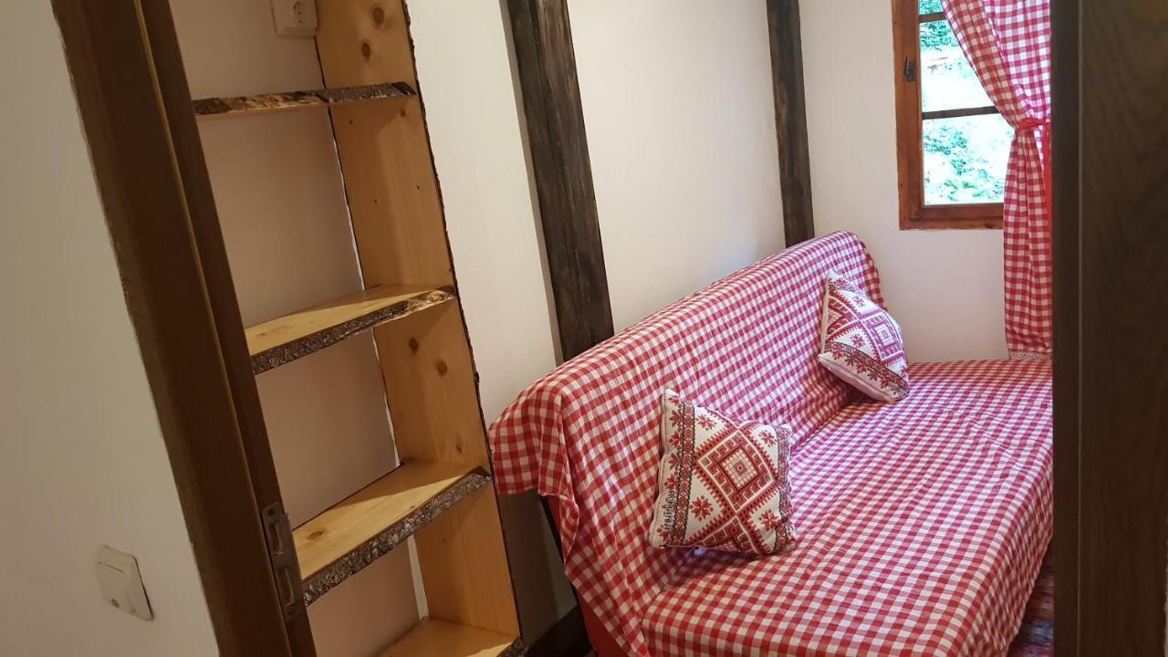 Cabanute Si Camping Dracula Capatineni-Paminteni 외부 사진