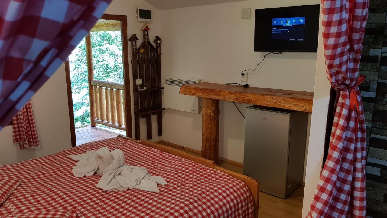 Cabanute Si Camping Dracula Capatineni-Paminteni 외부 사진